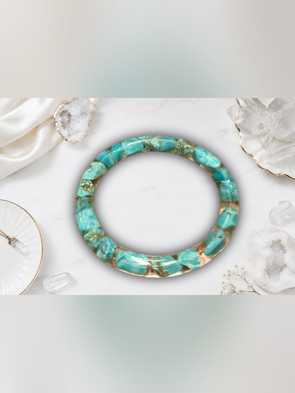 Earth Art hand crafted artisan Turquoise and Gold Accent Bracelet